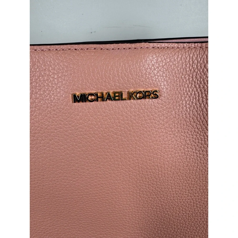 Authentic New Michael Kors Large Leather Trisha Shoulder Gusset Handbag Primrose